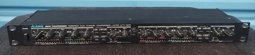 Alesis 3630 Compressor Limiter Gate Processor