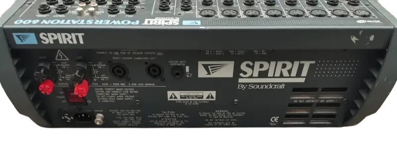 Soundcraft Powerstation 600 Powered Mixer with Built-In Amplifier