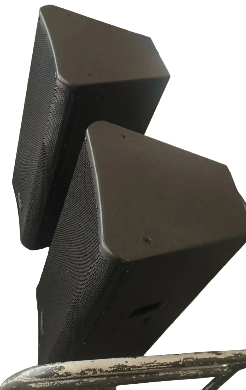 QSC KW152 15" 2-Way 2000W Powered PA Speakers